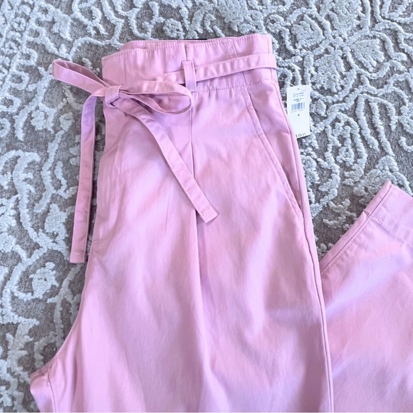 NWT GAP Paperbag Khaki Pants - Picture 3 of 14